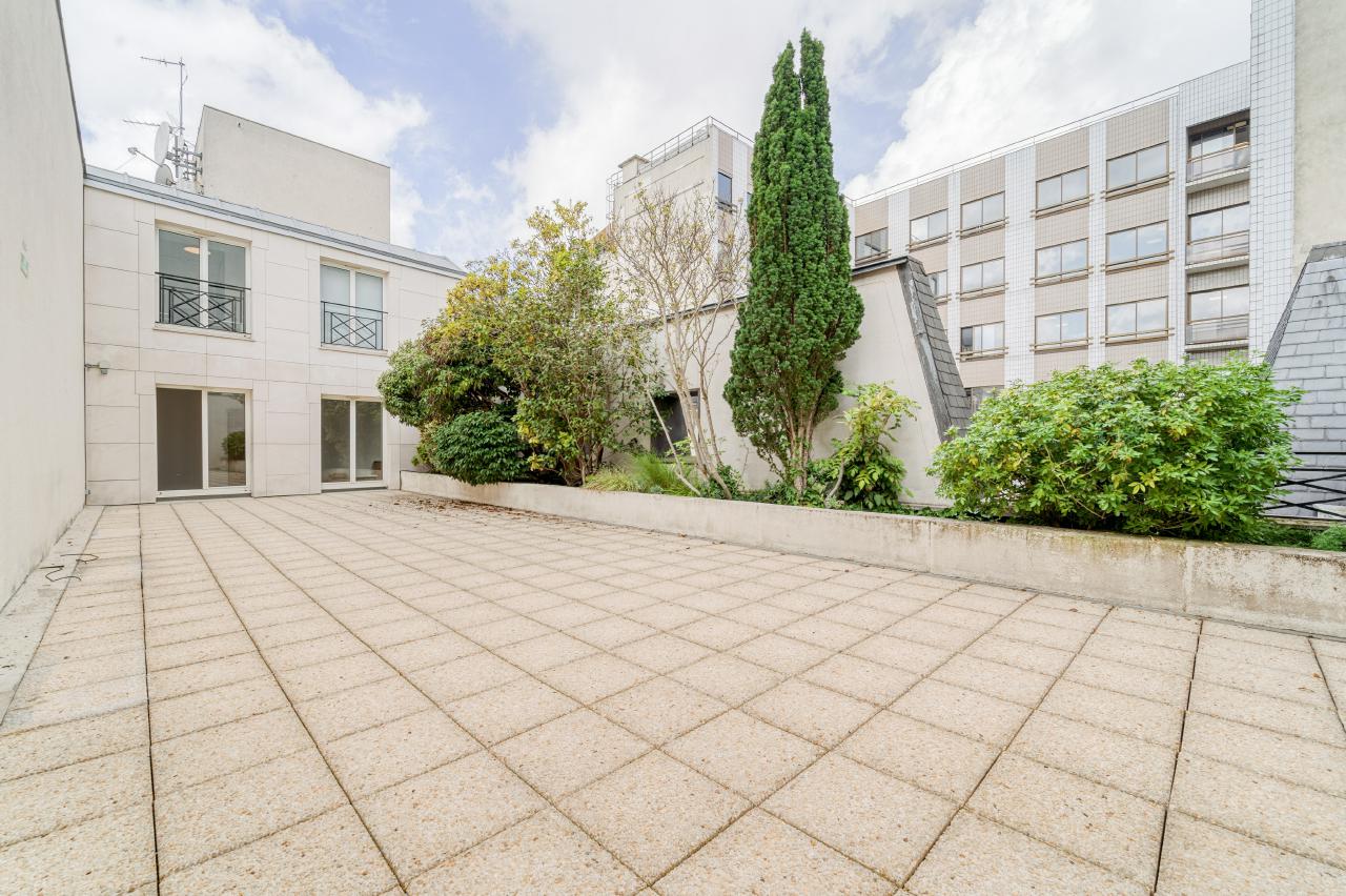 Bureau Paris 2484m² Location bureau Paris OLBUR2120032 6